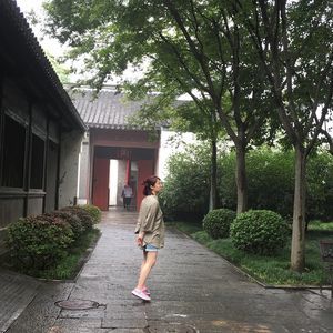 Meet your Posher, Lucy